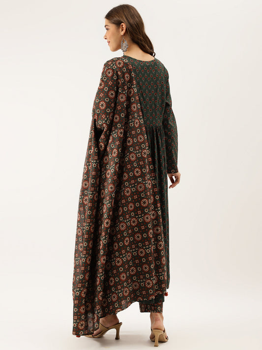 Women Green Floral Print Cotton Kurta Set With Dupatta | LASVINI - Redefining Indian Fashion with Elegance
