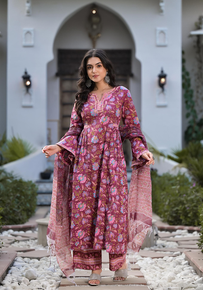 Magenta Hand Block Floral Printed Cotton Kurta Set | LASVINI - Redefining Indian Fashion with Elegance