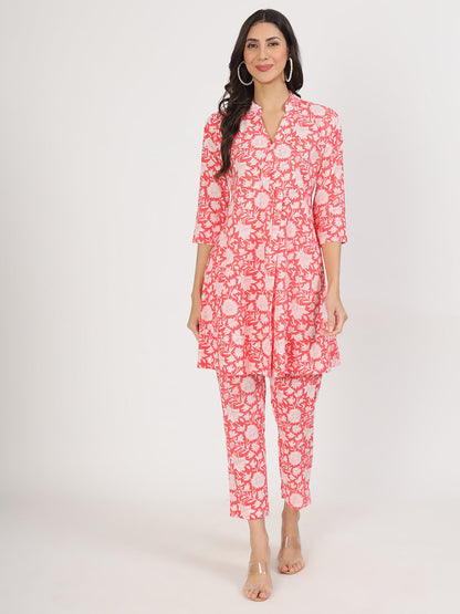Women Pink Floral Printed Cotton Co Ord Set | LASVINI - Redefining Indian Fashion with Elegance