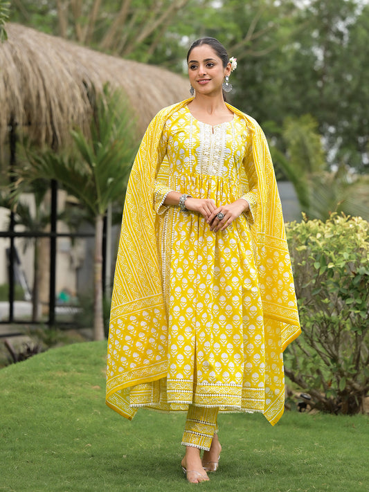 Yellow Floral Print Cotton Kurta Pants With Dupatta Set For Women | LASVINI - Redefining Indian Fashion with Elegance