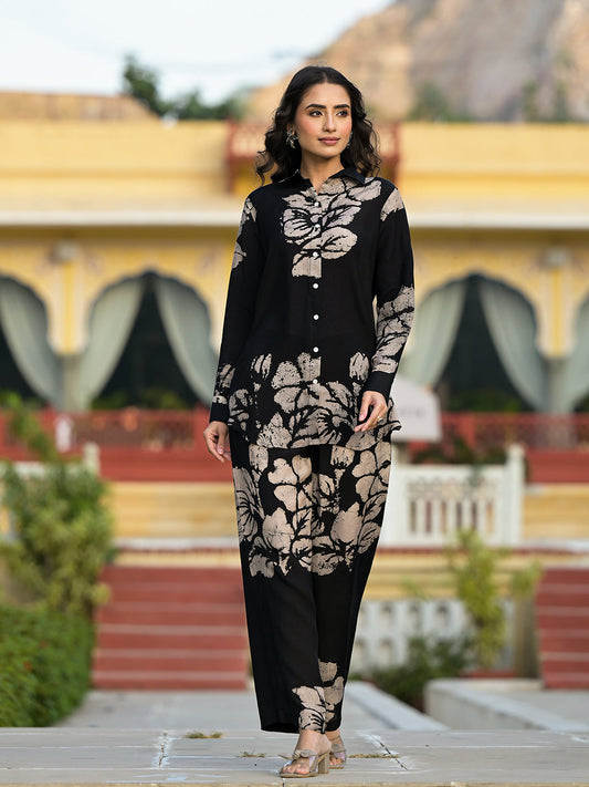Black Hand Painted Women Muslin Co-Ord Set | LASVINI - Redefining Indian Fashion with Elegance