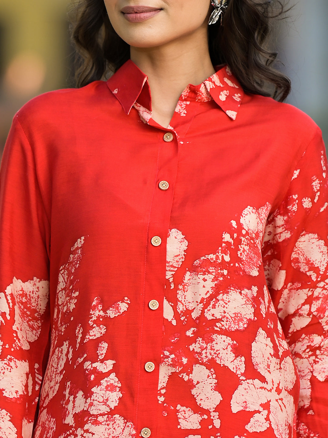 Red Hand Painted Women Muslin Co-Ord Set | LASVINI - Redefining Indian Fashion with Elegance