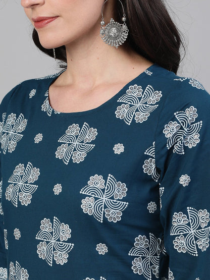 Women Blue Three-Quarter Sleeves Straight Kurta With Palazzo With Pockets And Face Mask | LASVINI - Redefining Indian Fashion with Elegance