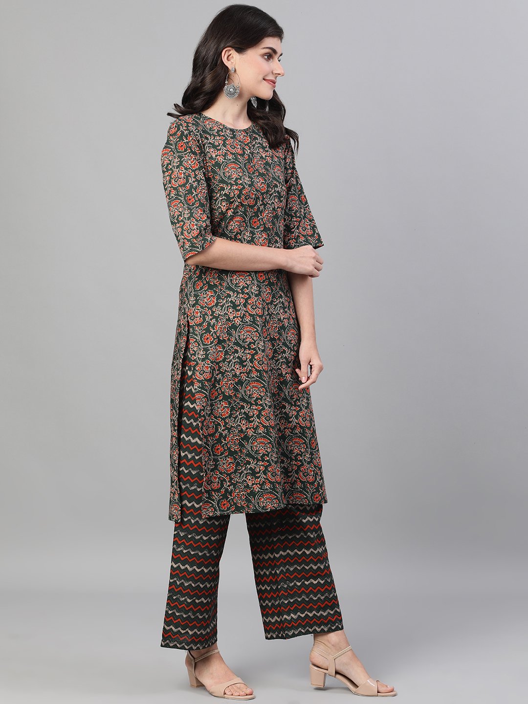 Women Green And Orange Three-Quarter Sleeves Straight Kurta With Palazzo With Pockets And Face Mask | LASVINI - Redefining Indian Fashion with Elegance