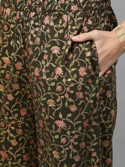 Women Mehendi Green And Pink Gold Printed Three-Quarter Sleeves Straight Kurta With Palazzo With Pockets And Face Mask | LASVINI - Redefining Indian Fashion with Elegance