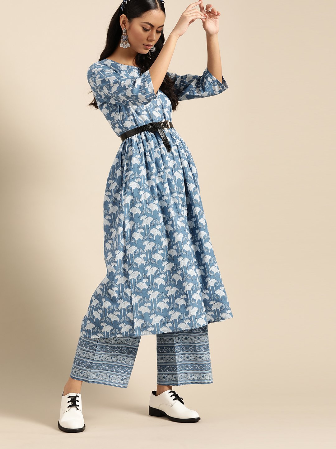 Women Indigo Three-Quarter Sleeves Straight Kurta With Palazzo | LASVINI - Redefining Indian Fashion with Elegance