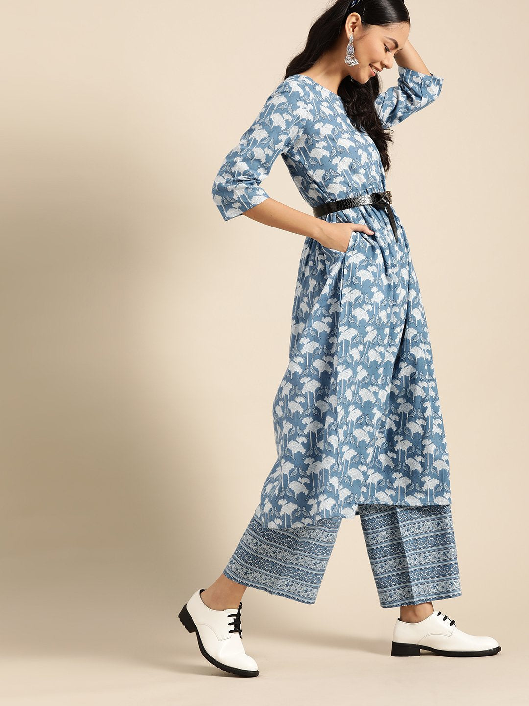 Women Indigo Three-Quarter Sleeves Straight Kurta With Palazzo | LASVINI - Redefining Indian Fashion with Elegance