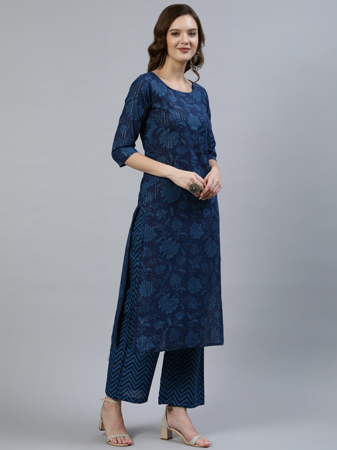 Women Indigo Floral Printed Straight  Kurta With Palazo & Dupatta | LASVINI - Redefining Indian Fashion with Elegance