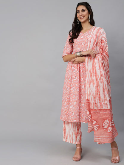 Women Pink Floral Printed Kurta Set With Palazo & Dupatta | LASVINI - Redefining Indian Fashion with Elegance