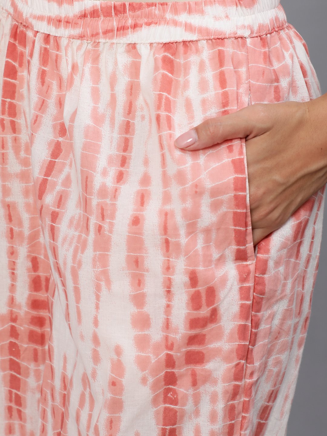 Women Pink Floral Printed Kurta Set With Palazo & Dupatta | LASVINI - Redefining Indian Fashion with Elegance