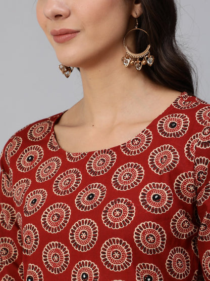 Women Maroon Embroidered Straight Kurta With Three Quarter Sleeves | LASVINI - Redefining Indian Fashion with Elegance