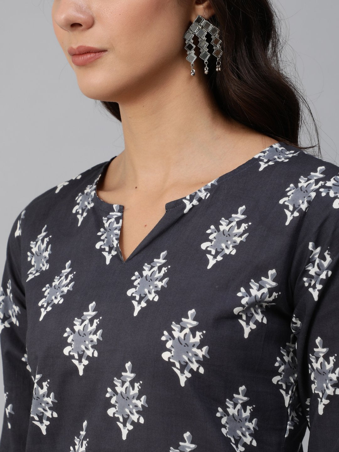 Women Grey Printed Kurta Set With Plazo & Dupatta | LASVINI - Redefining Indian Fashion with Elegance