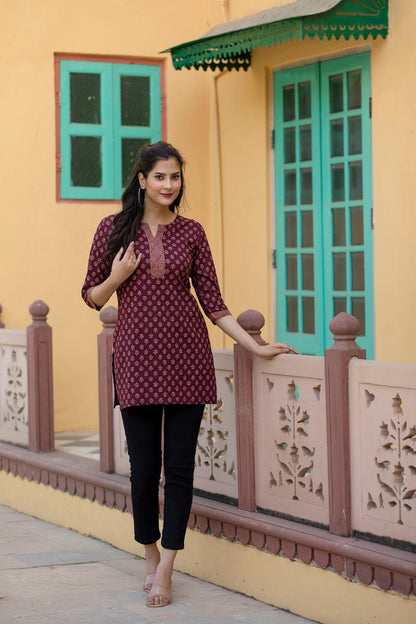 Women Burgundy Printed Tunic With Three Quarter Sleeves | LASVINI - Redefining Indian Fashion with Elegance
