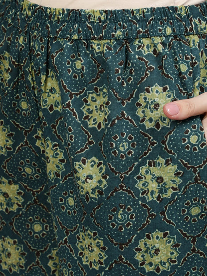 Women Green Printed Straight Kurta With Plazo & Dupatta | LASVINI - Redefining Indian Fashion with Elegance