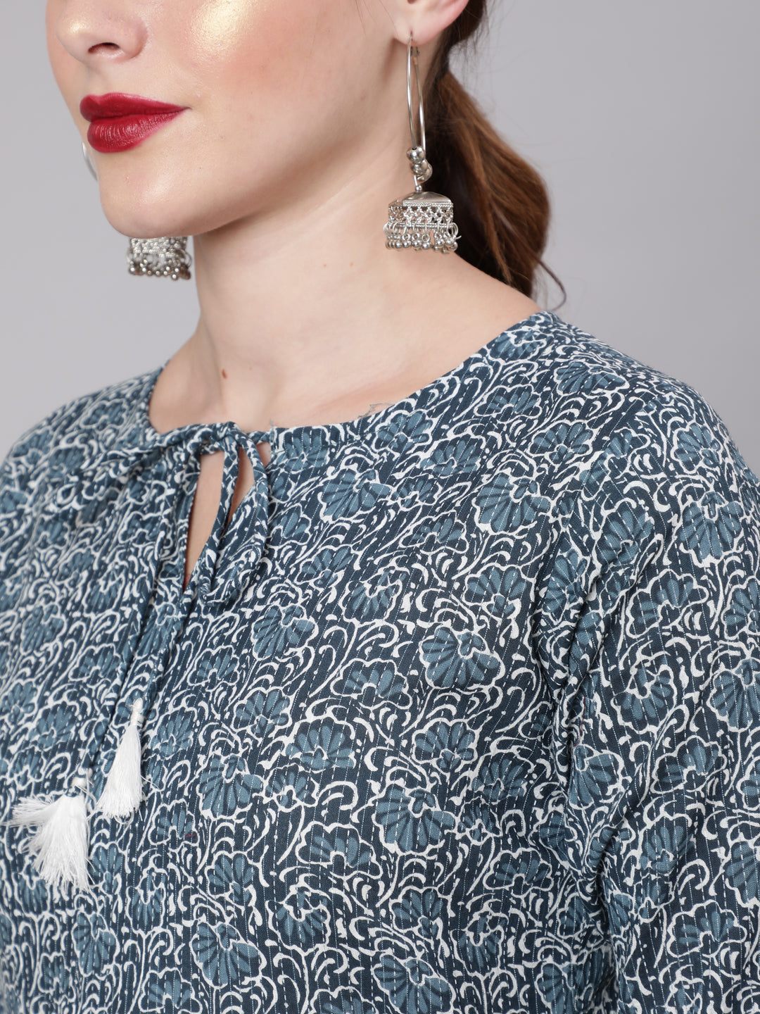 Women Blue Paisley Printed Straight Kurta With Three Quarter Sleeves | LASVINI - Redefining Indian Fashion with Elegance