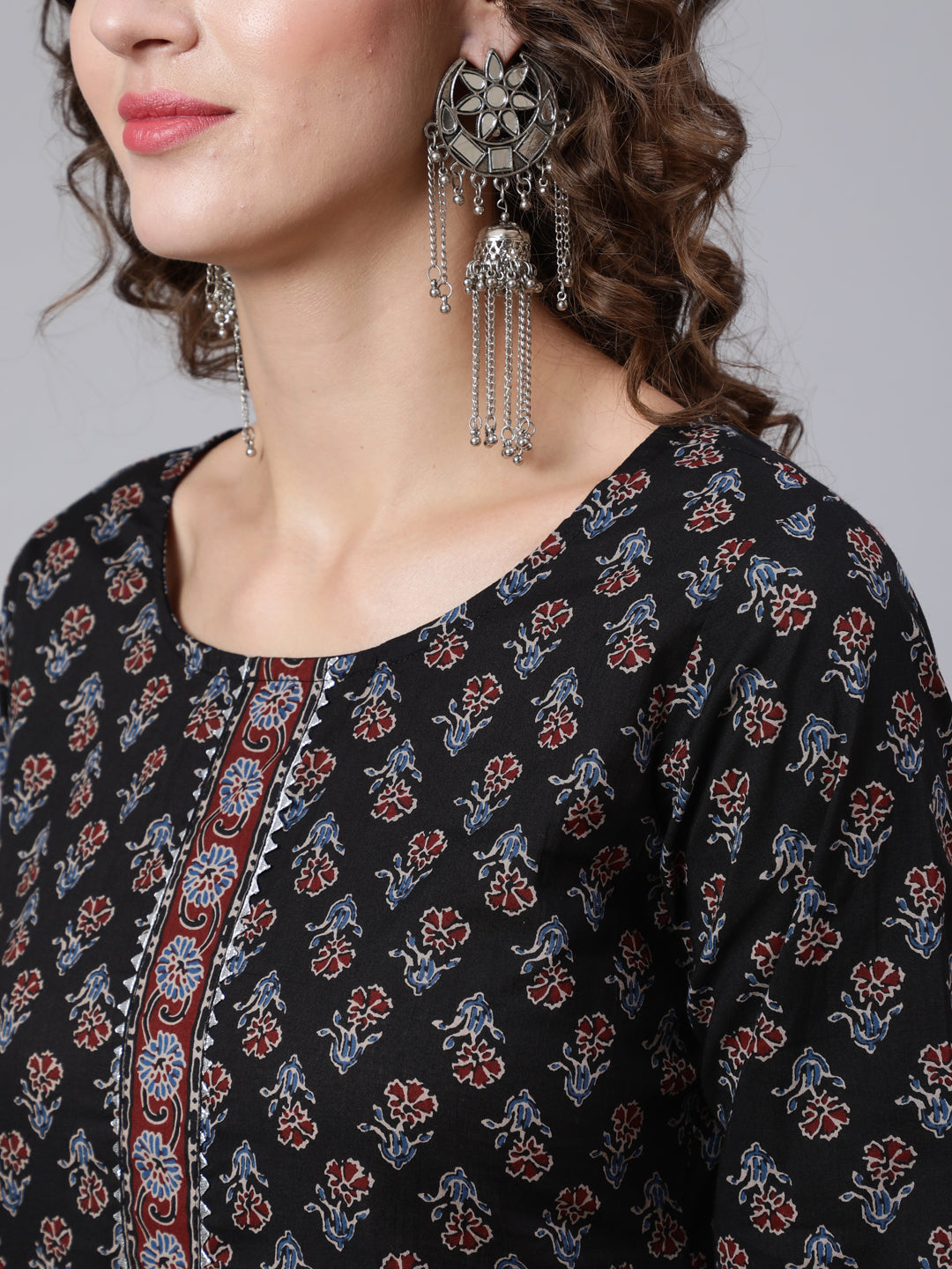 Women Black Ethnic Printed Kurta With Trouser And Dupatta | LASVINI - Redefining Indian Fashion with Elegance