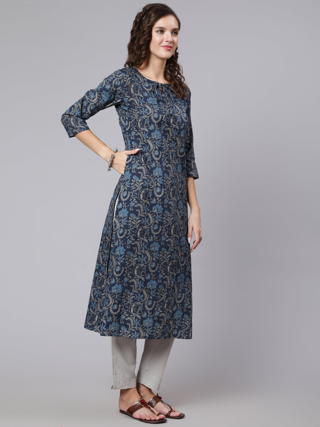Women Navy Blue Printed Straight Kurta With Three Quarter Sleeves | LASVINI - Redefining Indian Fashion with Elegance