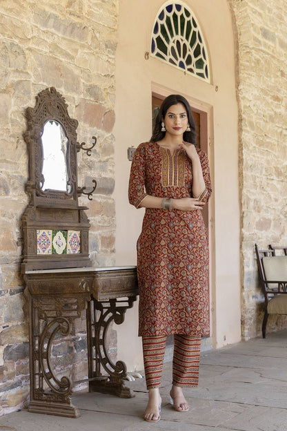 Women Maroon Ethnic Printed Straight Kurta With Trouser | LASVINI - Redefining Indian Fashion with Elegance