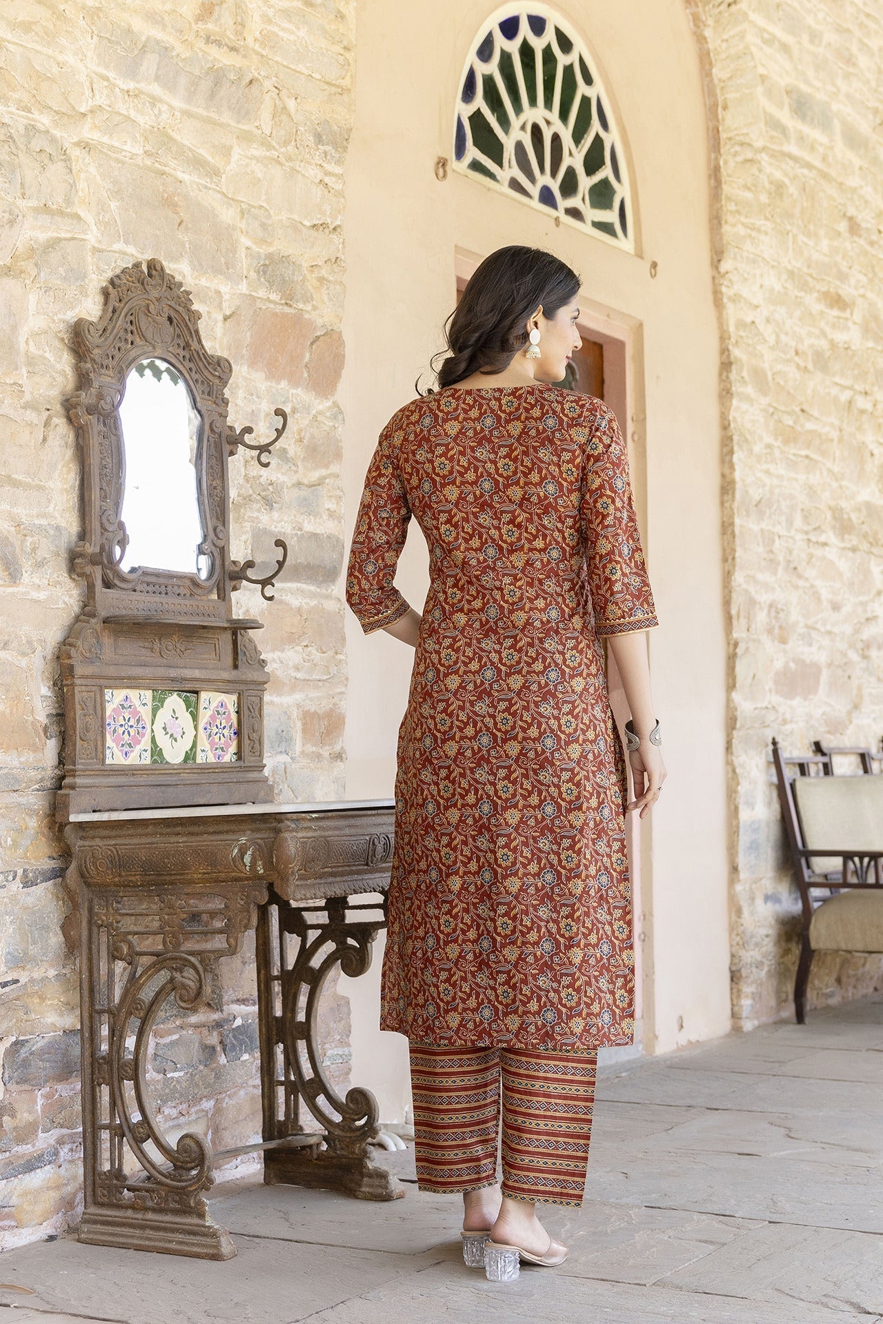 Women Maroon Ethnic Printed Straight Kurta With Trouser | LASVINI - Redefining Indian Fashion with Elegance