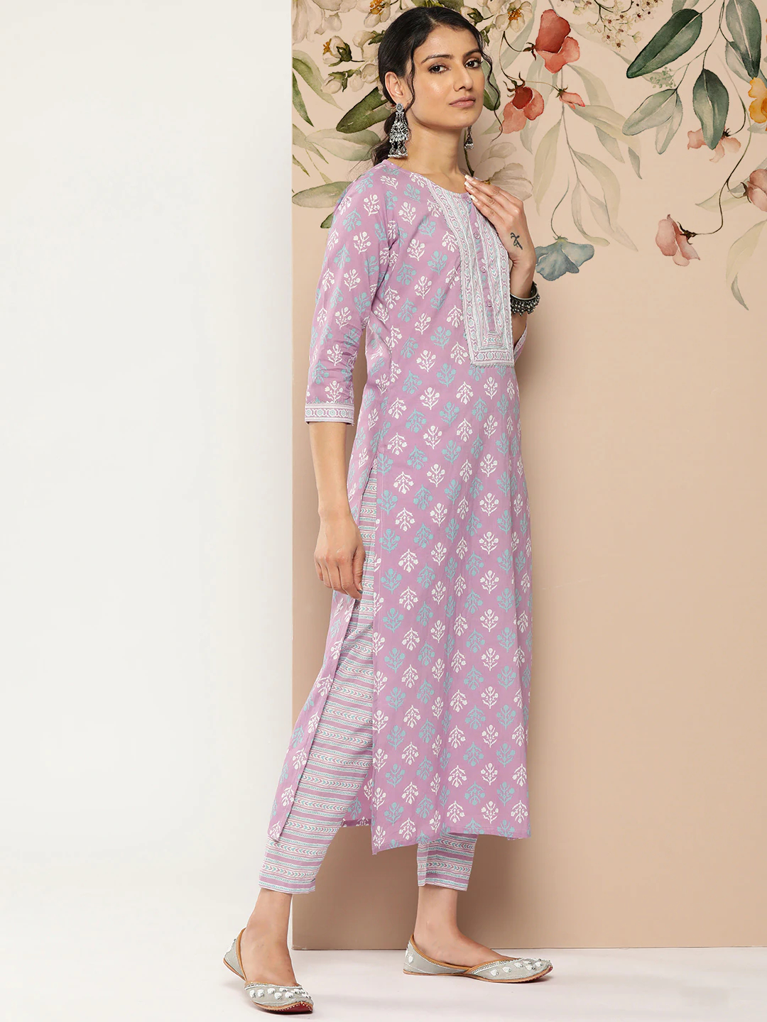 Women Lavender Printed Straight Kurta With Palazzo & Dupatta | LASVINI - Redefining Indian Fashion with Elegance