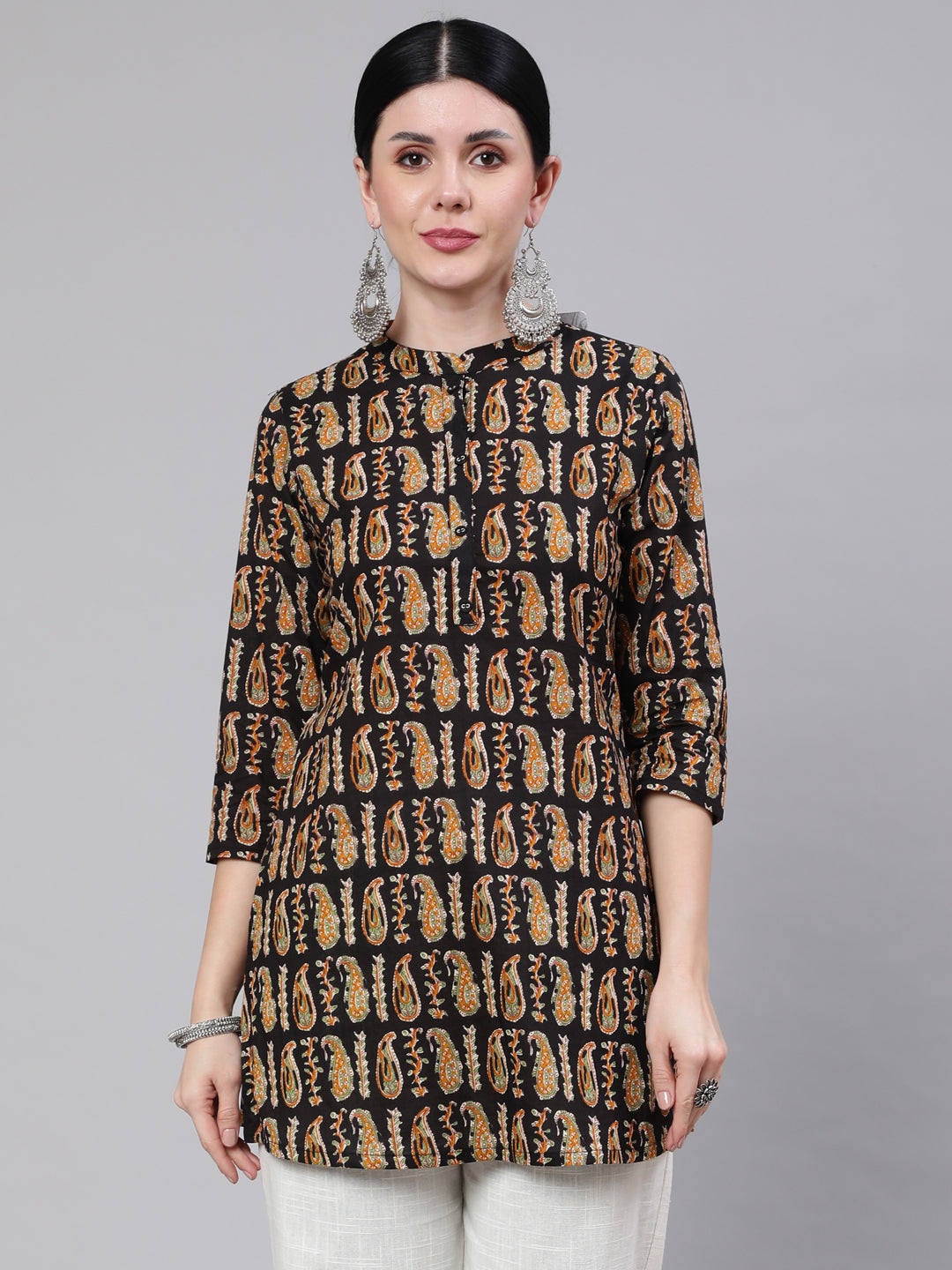 Women Black Paisley Printed Straight Tunic With Three Quarter Sleeves | LASVINI - Redefining Indian Fashion with Elegance