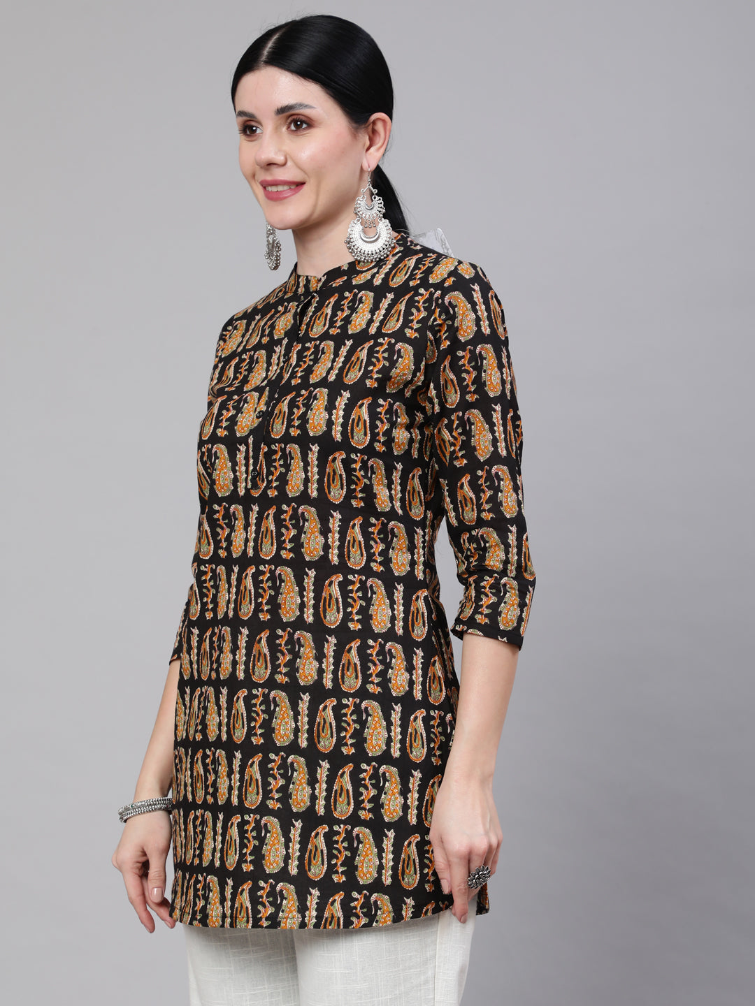 Women Black Paisley Printed Straight Tunic With Three Quarter Sleeves | LASVINI - Redefining Indian Fashion with Elegance