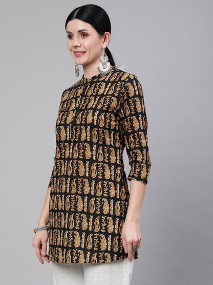 Women Black Paisley Printed Straight Tunic With Three Quarter Sleeves | LASVINI - Redefining Indian Fashion with Elegance