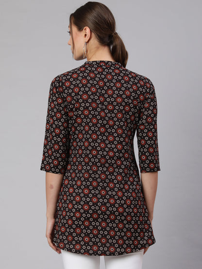 Women Black Straight Tunic With Three Quarter Sleeves | LASVINI - Redefining Indian Fashion with Elegance