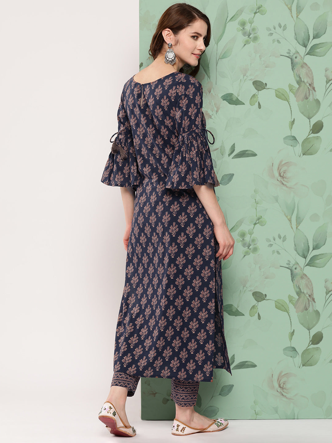 Women Navy Blue Ethnic Printed Straight Kurta With Trouser | LASVINI - Redefining Indian Fashion with Elegance