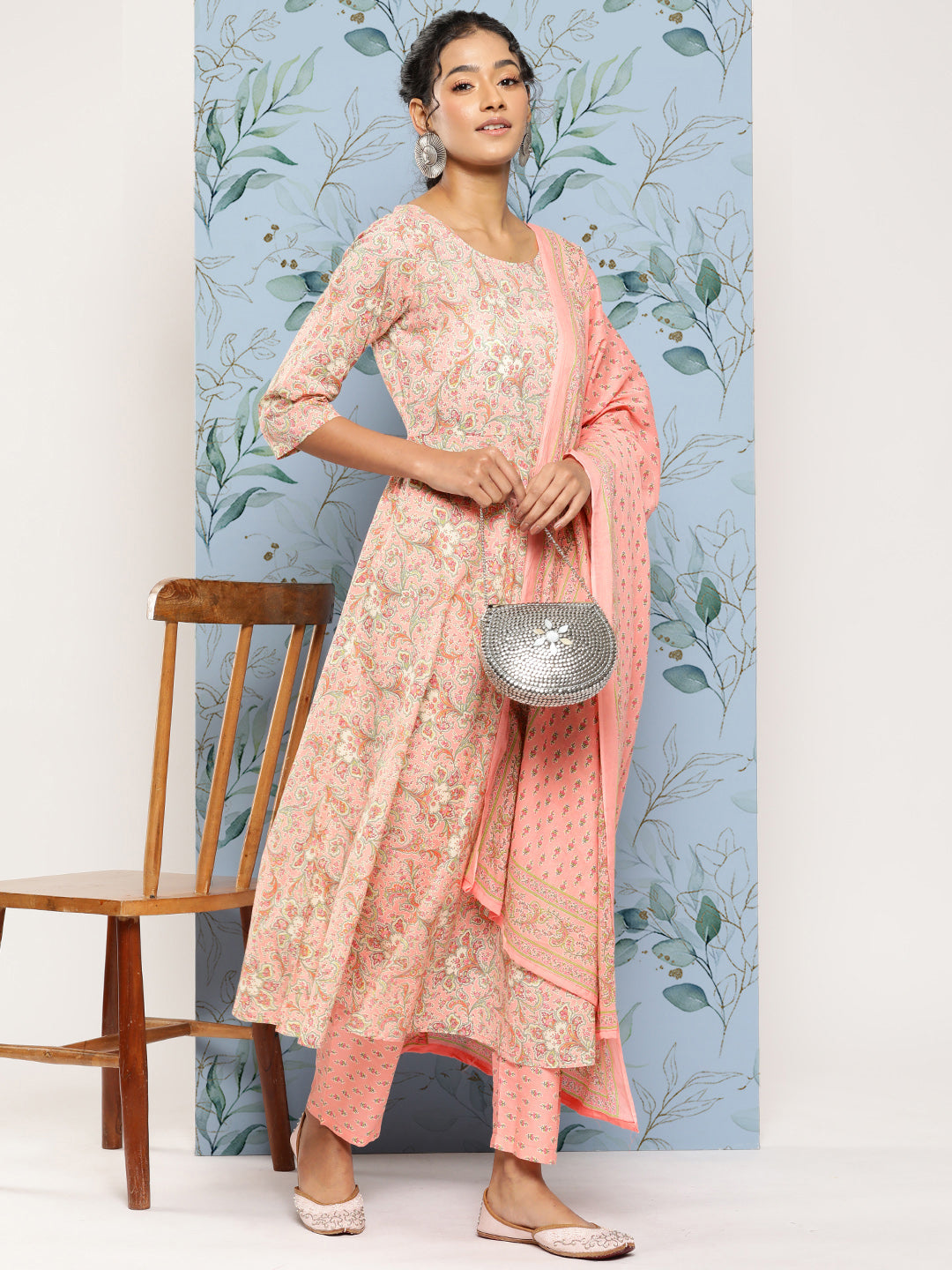Women Pink Ethnic Printed Kurta With Palazzo And Dupatta | LASVINI - Redefining Indian Fashion with Elegance