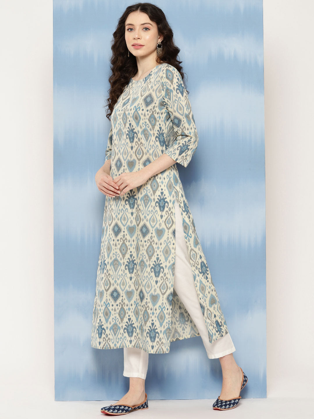 Women Blue Ethnic Printed Straight Kurta With Three Quarter Sleeves | LASVINI - Redefining Indian Fashion with Elegance