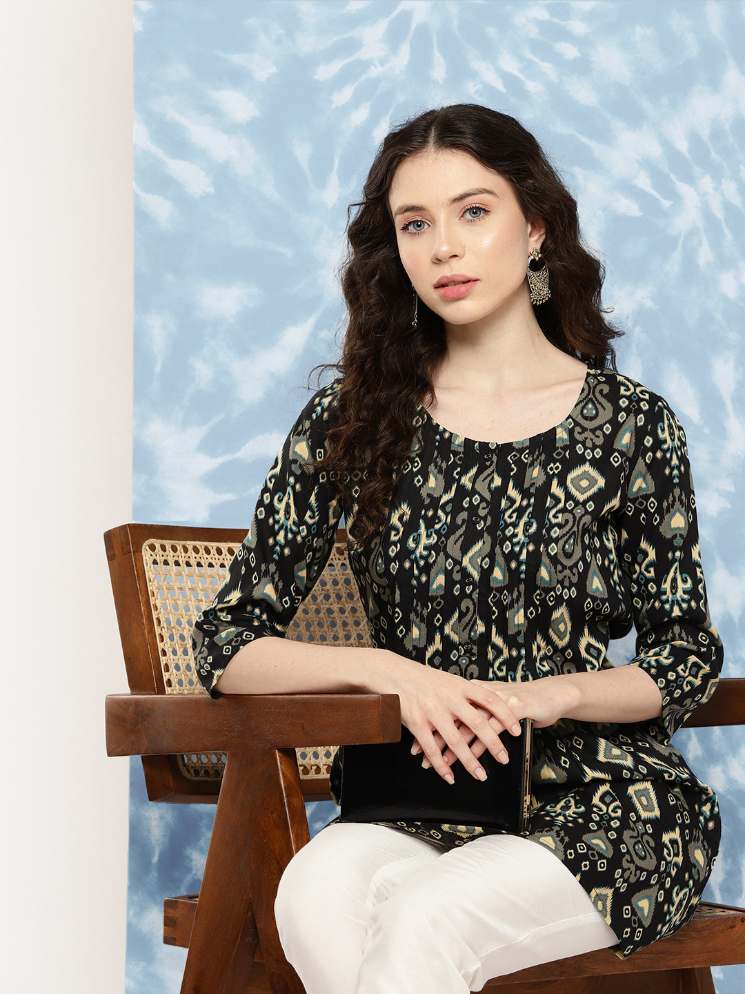 Women Black Straight Tunic With Three Quarter Sleeves | LASVINI - Redefining Indian Fashion with Elegance