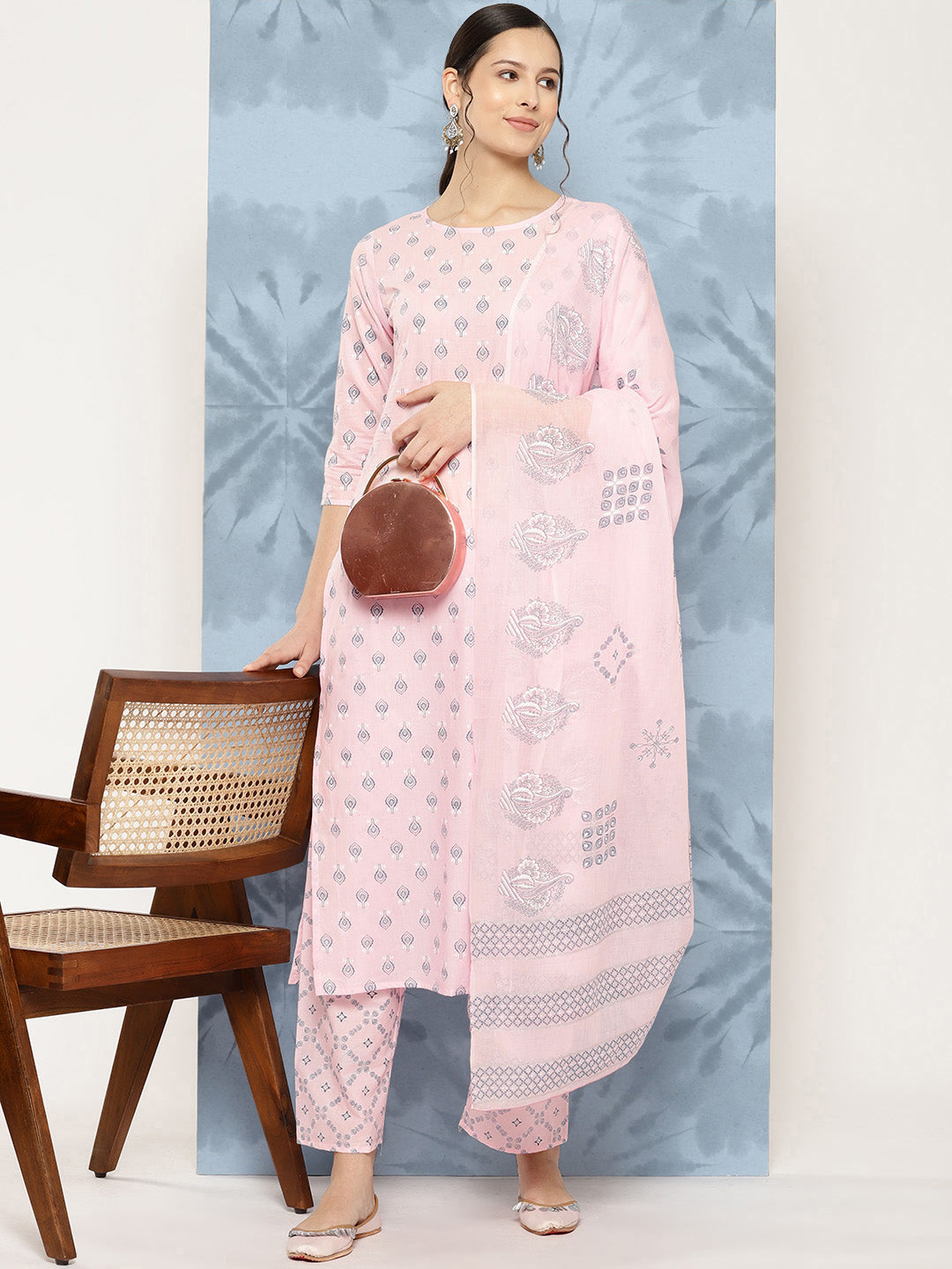 Women Light Pink Printed Straight Kurta With Palazzo And Dupatta | LASVINI - Redefining Indian Fashion with Elegance
