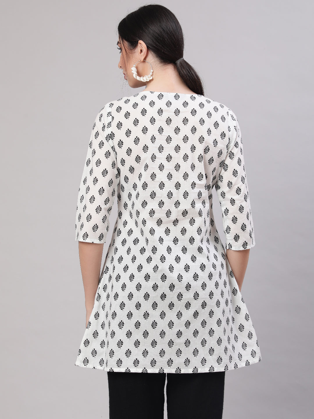 Women White Printed Straight Tunic With Three Quarter Sleeves | LASVINI - Redefining Indian Fashion with Elegance