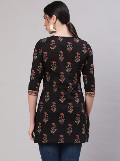 Women Black Straight Tunic With Three Quarter Sleeves | LASVINI - Redefining Indian Fashion with Elegance