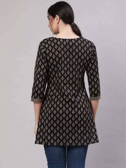 Women Black Straight Tunic With Three Quarter Sleeves | LASVINI - Redefining Indian Fashion with Elegance
