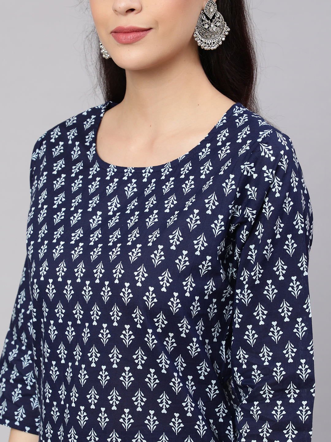 Women Navy Blue Printed Straight Kurta With Trouser | LASVINI - Redefining Indian Fashion with Elegance