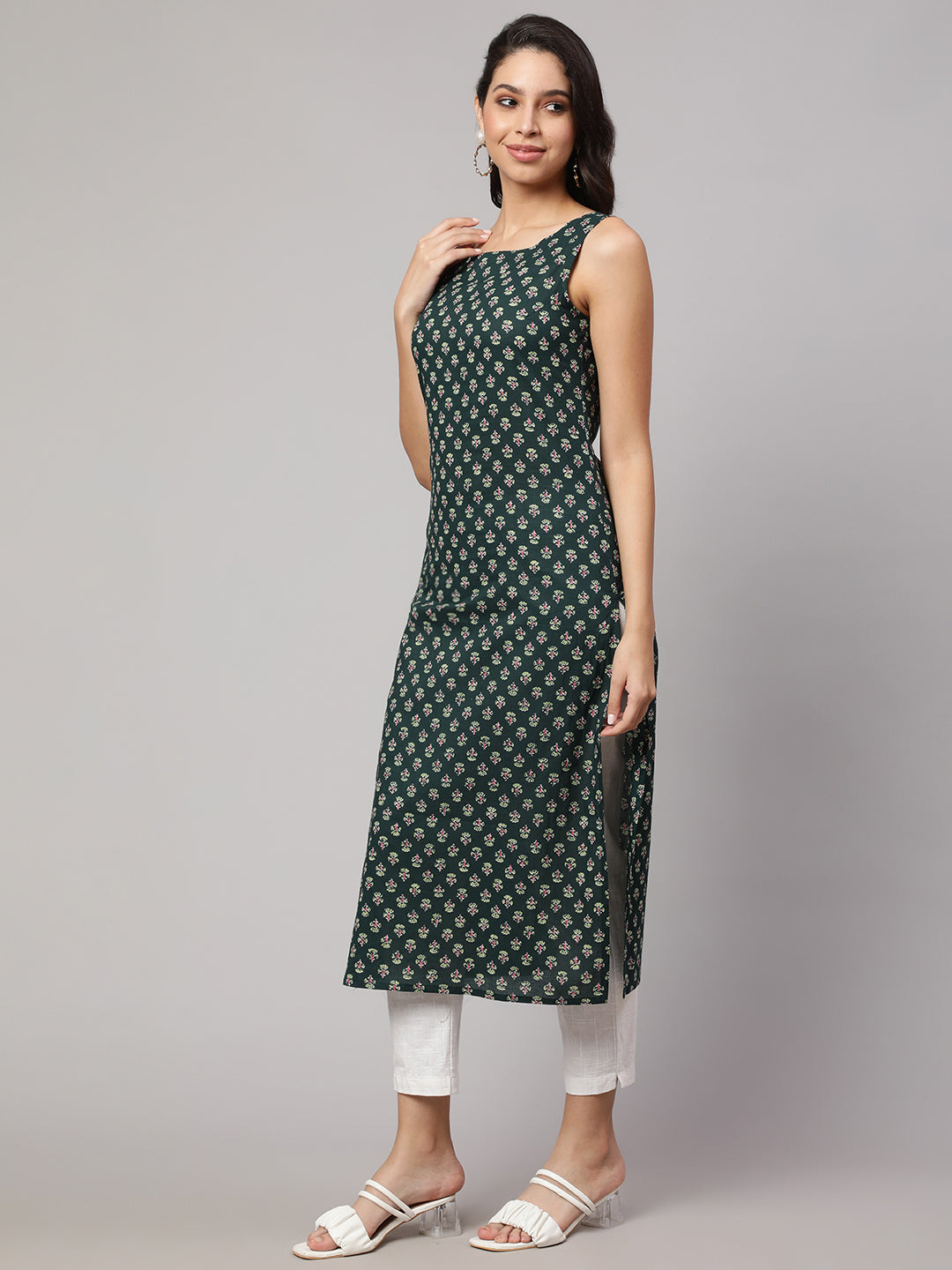 Women Green Ethnic Printed Straight Sleeveless Kurta | LASVINI - Redefining Indian Fashion with Elegance
