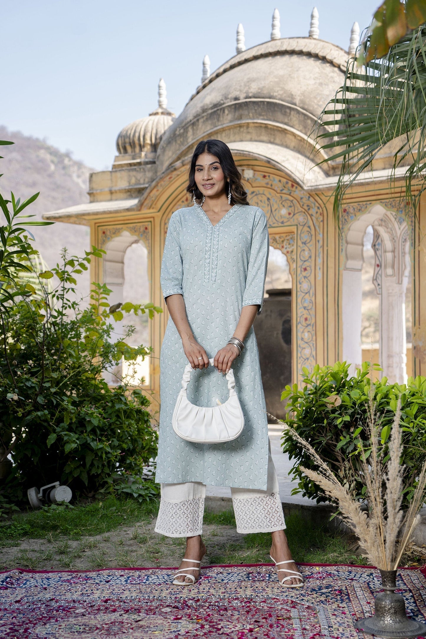 Women Green Ethnic Printed Straight Kurta With Three Quarter Sleeves | LASVINI - Redefining Indian Fashion with Elegance