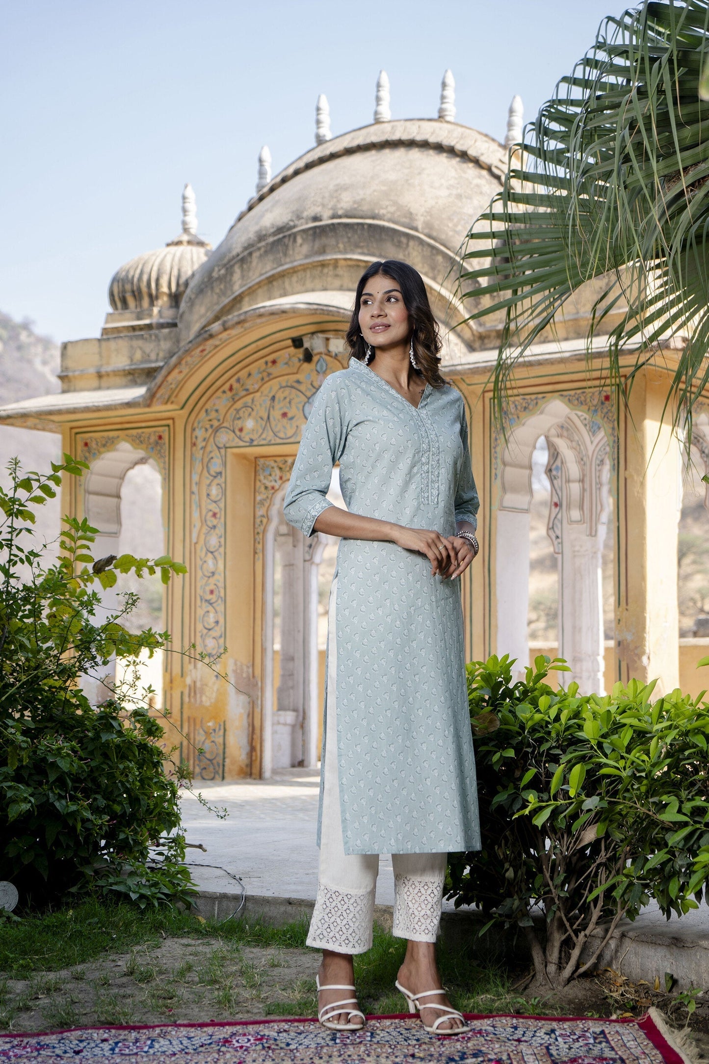 Women Green Ethnic Printed Straight Kurta With Three Quarter Sleeves | LASVINI - Redefining Indian Fashion with Elegance