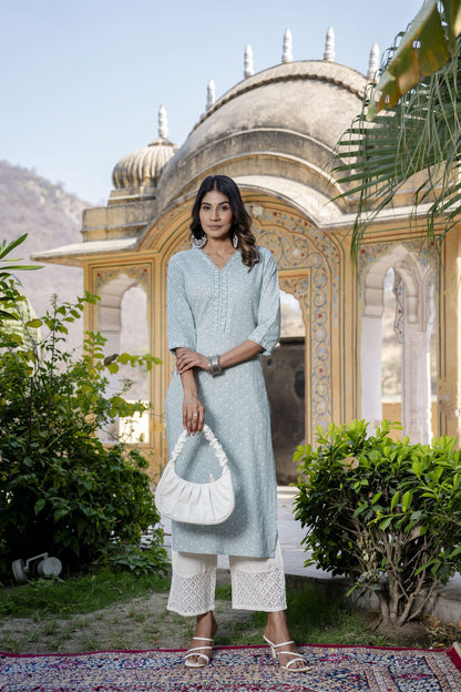 Women Green Ethnic Printed Straight Kurta With Three Quarter Sleeves | LASVINI - Redefining Indian Fashion with Elegance