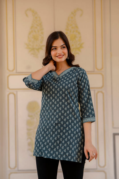 Women Green Straight V- Neck Tunic | LASVINI - Redefining Indian Fashion with Elegance