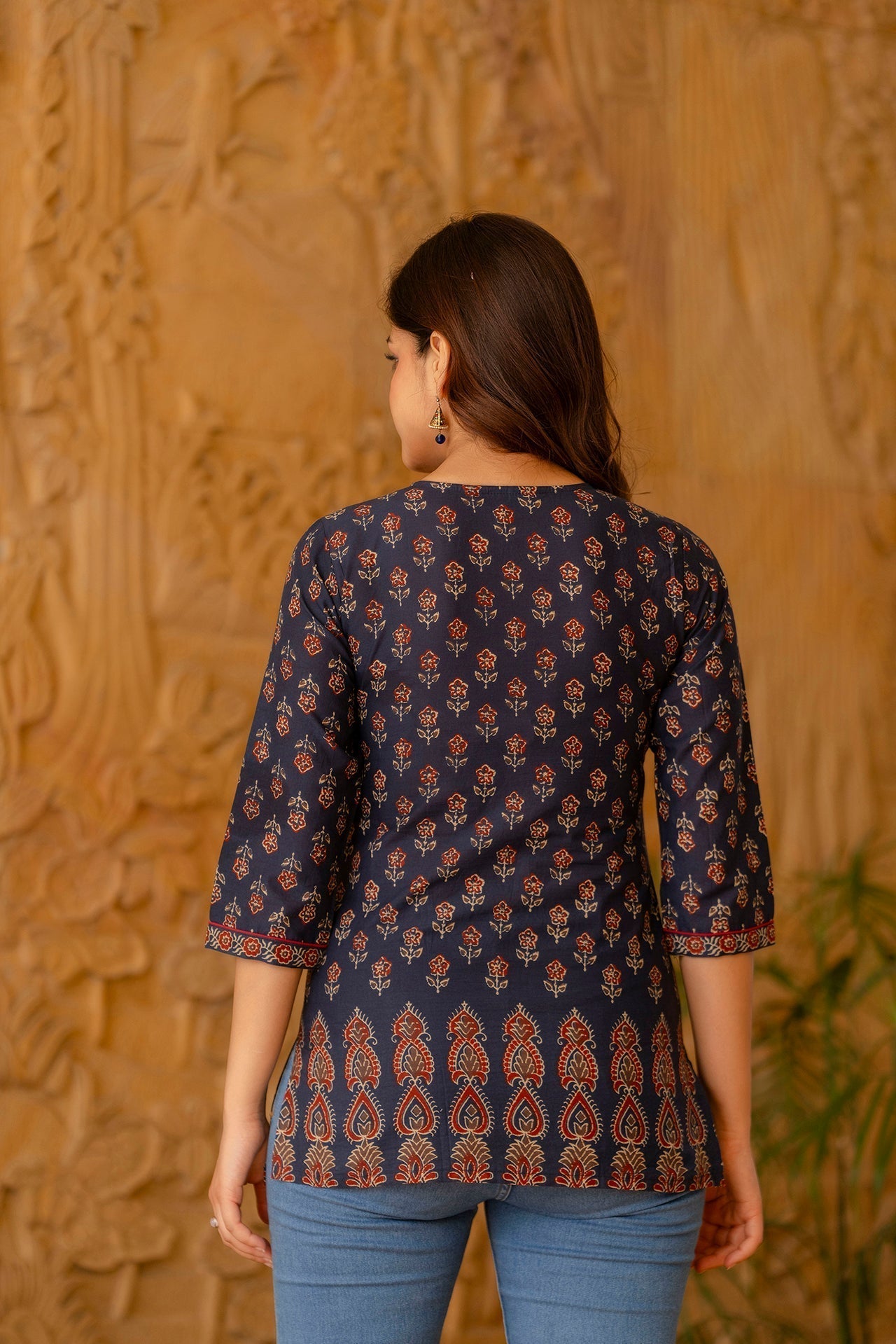 Women Blue Tunic With Three Quarter Sleeves | LASVINI - Redefining Indian Fashion with Elegance