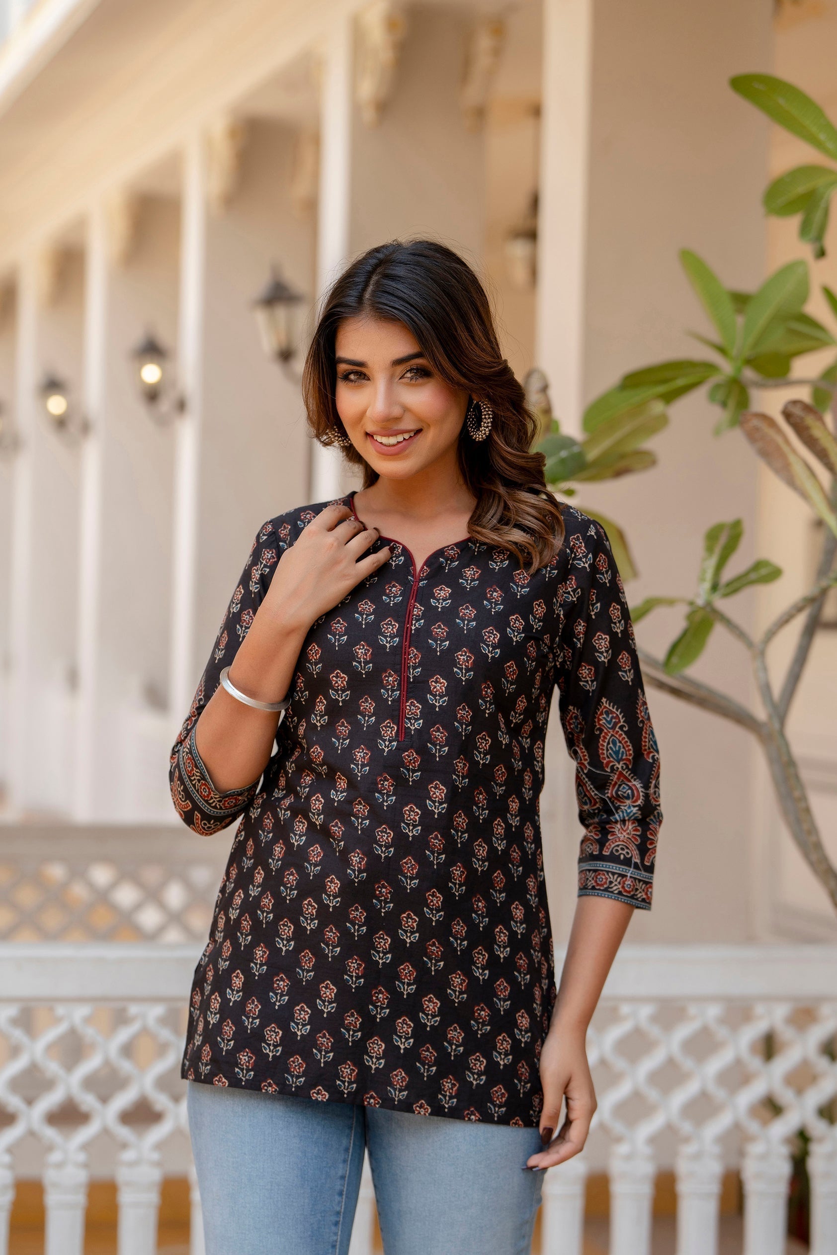 Women Black Tunic With Three Quarter Sleeves | LASVINI - Redefining Indian Fashion with Elegance
