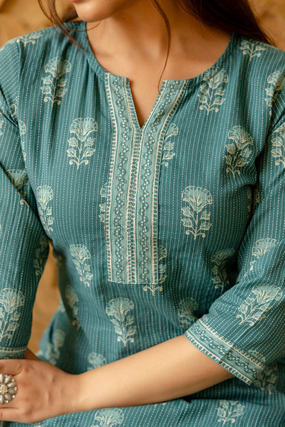 Women Turquoise Blue Printed Straight Kurta | LASVINI - Redefining Indian Fashion with Elegance