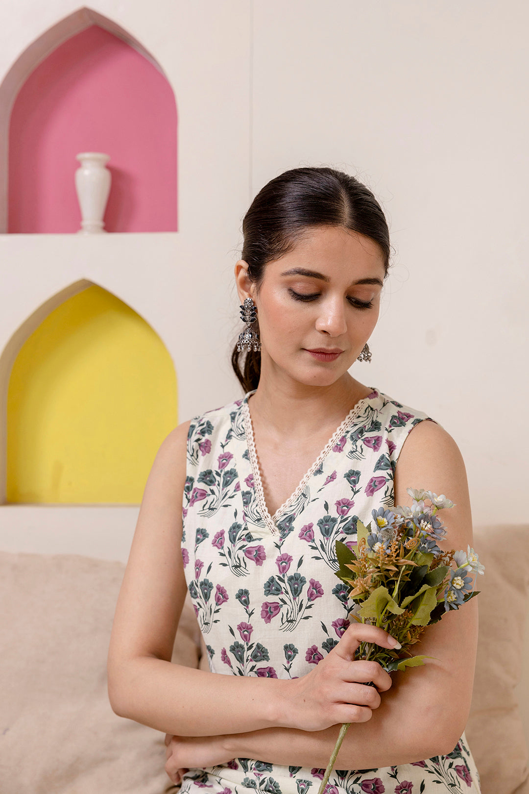 Women Off White Printed Straight Kurta With Trouser | LASVINI - Redefining Indian Fashion with Elegance