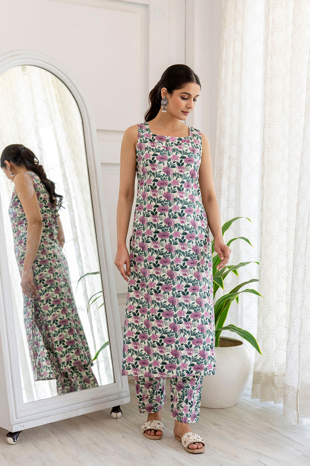 Women Off White And Purple Printed Straight Kurta With Trouser | LASVINI - Redefining Indian Fashion with Elegance