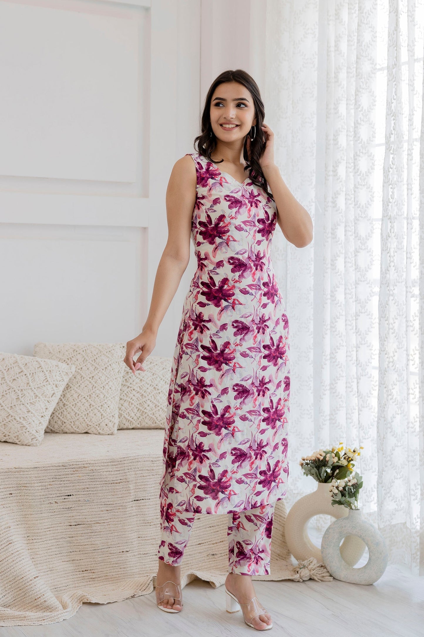 Women Off White Printed Straight Kurta With Trouser | LASVINI - Redefining Indian Fashion with Elegance