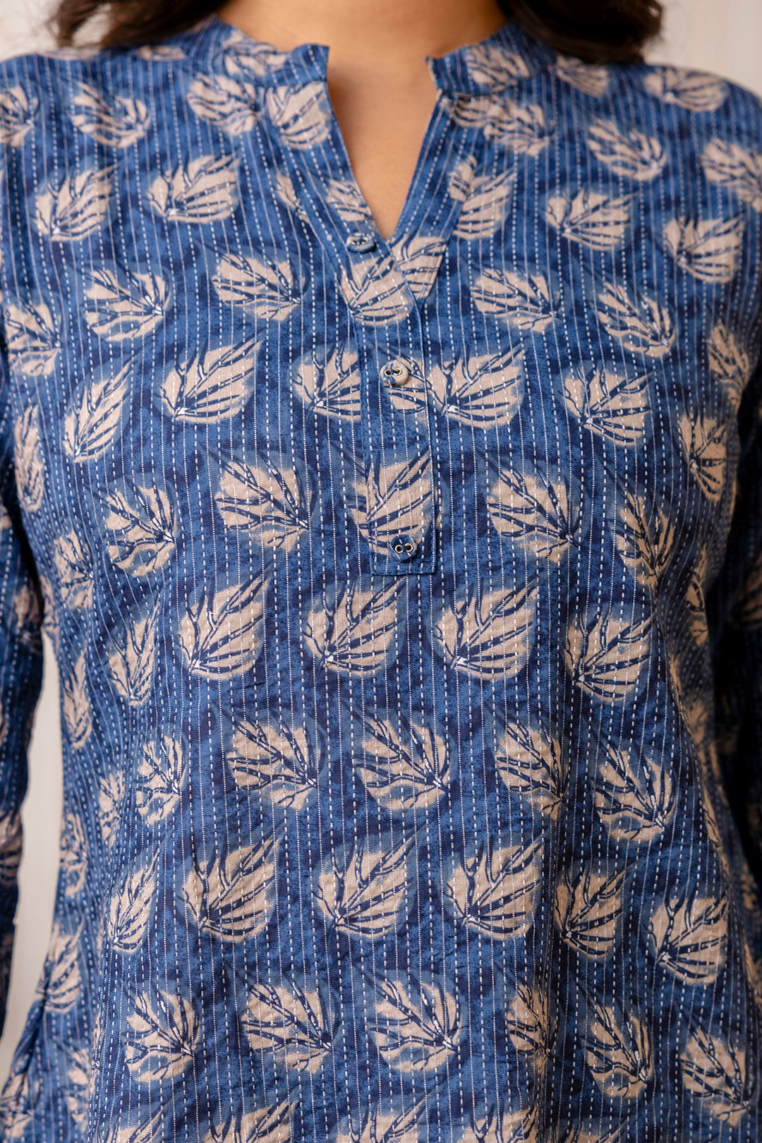 Women Blue Printed Straight Tunic | LASVINI - Redefining Indian Fashion with Elegance