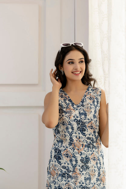 Women Blue And Off White Printed Straight Kurta With Trouser | LASVINI - Redefining Indian Fashion with Elegance